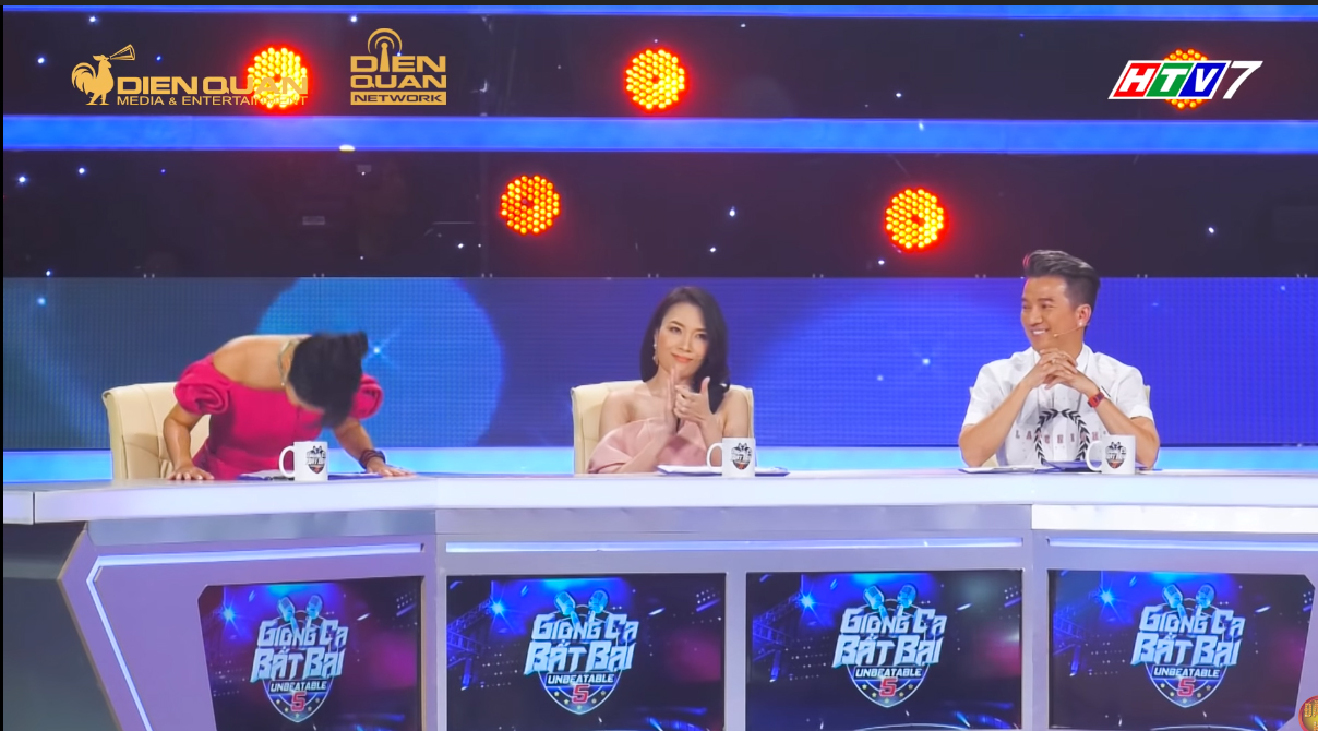 Hồng Nhung liên tục khen trai đẹp, Mỹ Tâm nhắc khéo: Chị có hai con rồi đấy, em nhắc thế thôi