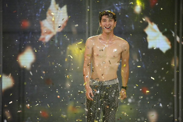 Huỳnh Anh nói gì trước nghi vấn lộ ảnh nóng