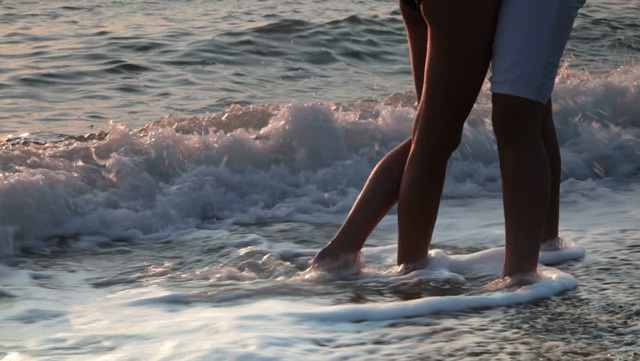 Chồng tôi dứt tình vì cô chủ quán bia lẳng lơ