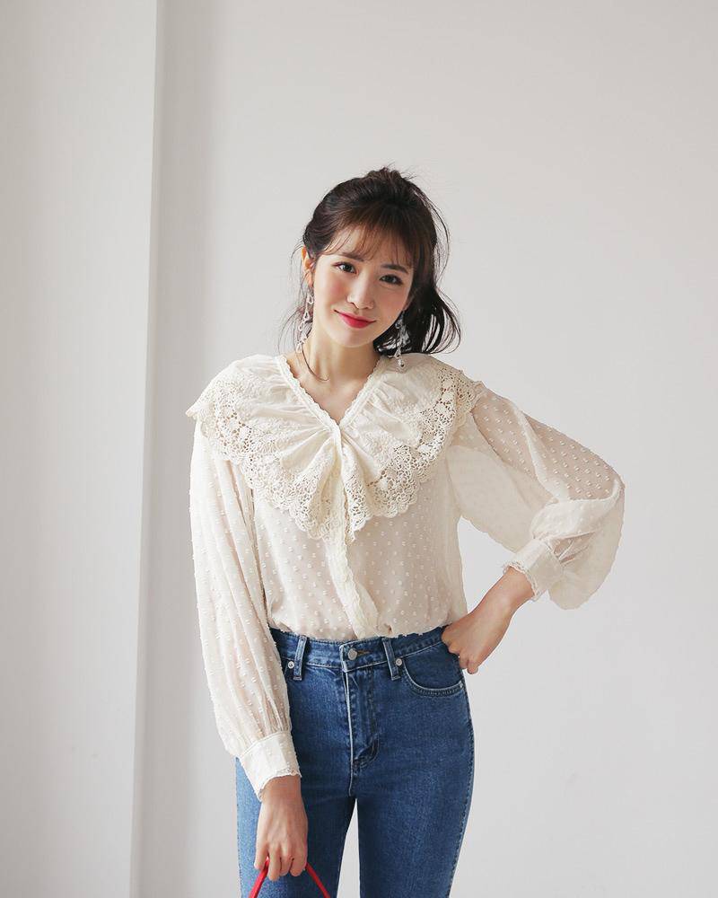 Chẳng cần nâng ngực, chỉ vài trăm nghìn mua chiếc áo kiểu này là vòng 1 nảy nở ngay