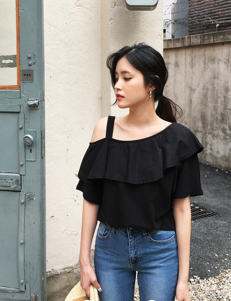 Chẳng cần nâng ngực, chỉ vài trăm nghìn mua chiếc áo kiểu này là vòng 1 nảy nở ngay