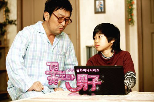 Quá trình lột xác của sao nhí hot nhất Vườn sao băng: Khi cậu nhóc nhà bên dậy thì thành mỹ nam ngay trước mắt