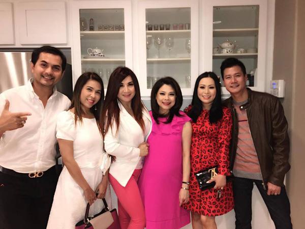 Ca sĩ Thanh Thảo đã hạ sinh con gái đầu lòng ở tuổi 41