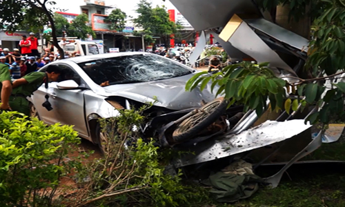 Tài xế ôtô say rượu tông chết hai nữ sinh bị bắt