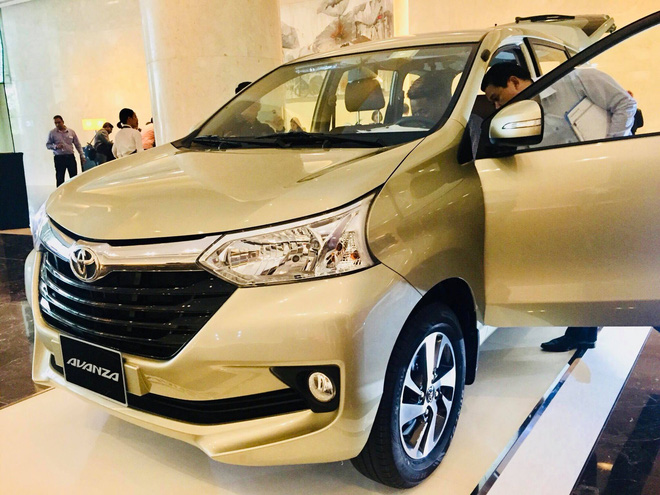 Soi chi tiết Toyota Wigo giá rẻ, và Toyota Avanza nhập khẩu vừa lộ diện ở Việt Nam