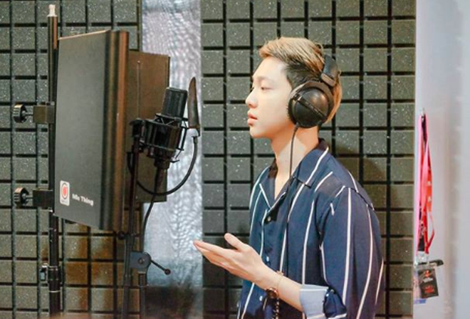 Danh tính 2 hotboy chiếm sóng MXH vì clip tình yêu cực ngọt ngào ở đảo Jeju