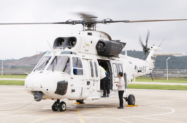 Rơi trực thăng làm 5 binh sĩ thiệt mạng, Hàn Quốc phải ‘trùm mền’ 90 máy bay