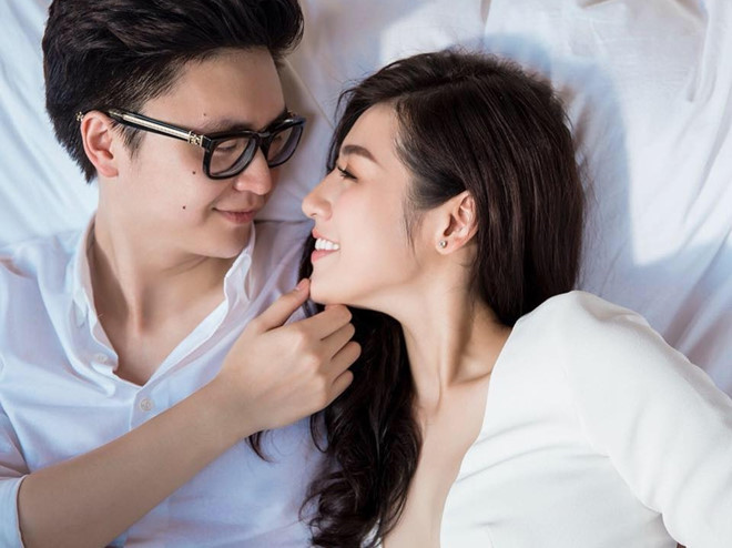 Hôn phu Á hậu Tú Anh khóa trang cá nhân sau vụ chỉ trích Văn Mai Hương