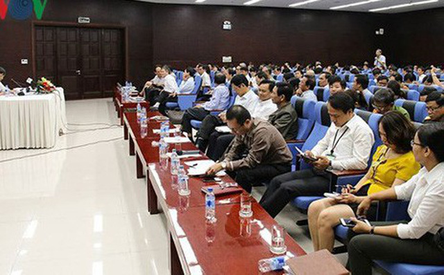 Đà Nẵng mở lại đường xuống biển và thu hồi sân vận động Chi Lăng