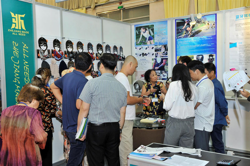 Chiết Giang - Việt Nam cùng chung tay - cùng tạo ra những thành tựu mới cho 'một vành đai một con đường' Chiết Giang - Việt Nam cùng chung tay - cùng tạo ra những thành tựu mới cho 'một vành đai một con đường'