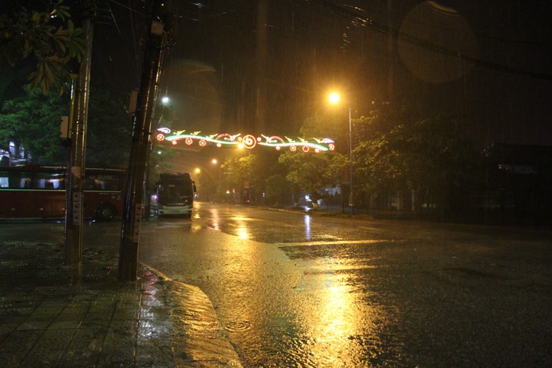 Nghệ An, Hà Tĩnh di dời hàng nghìn người dân trước khi cơn bão số 3 đổ bộ