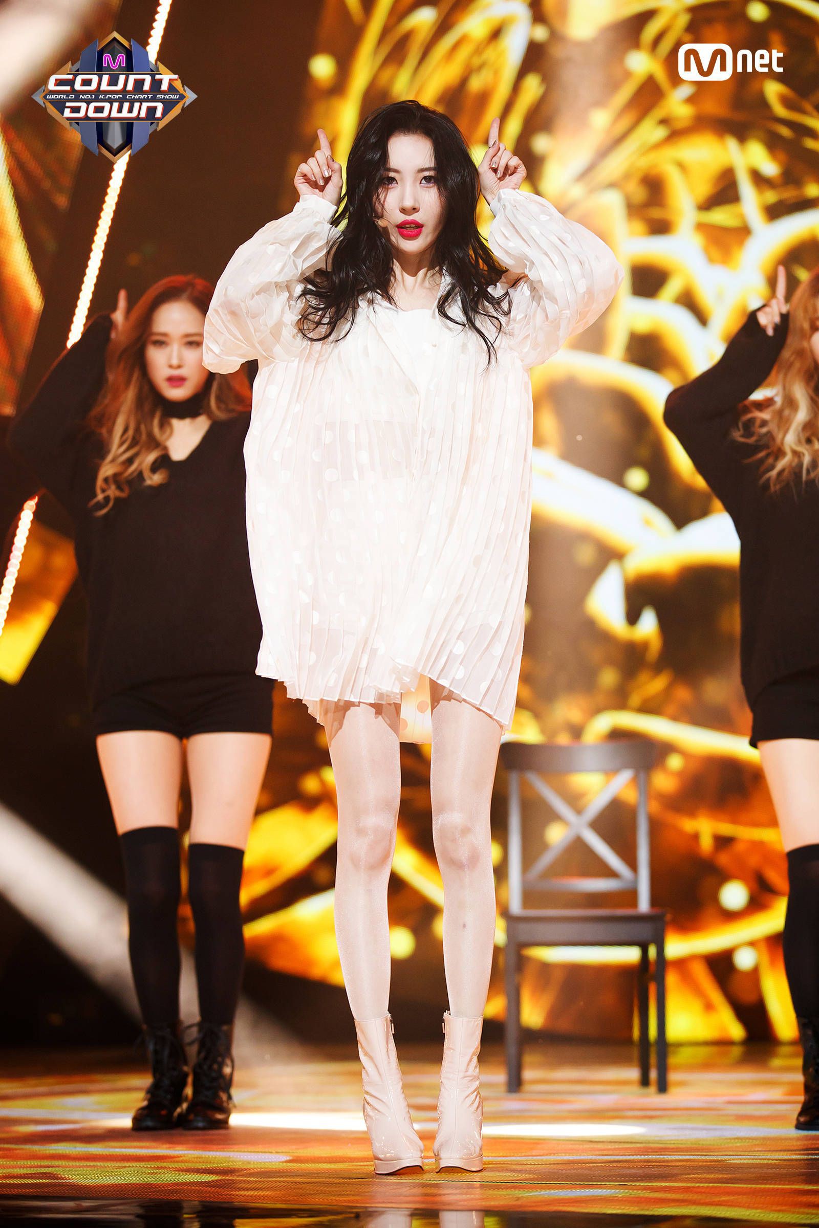 Cứ nói gầy là auto đẹp, nhưng 6 sao nữ này lại lắm pha mặc xấu chỉ vì gầy tong teo