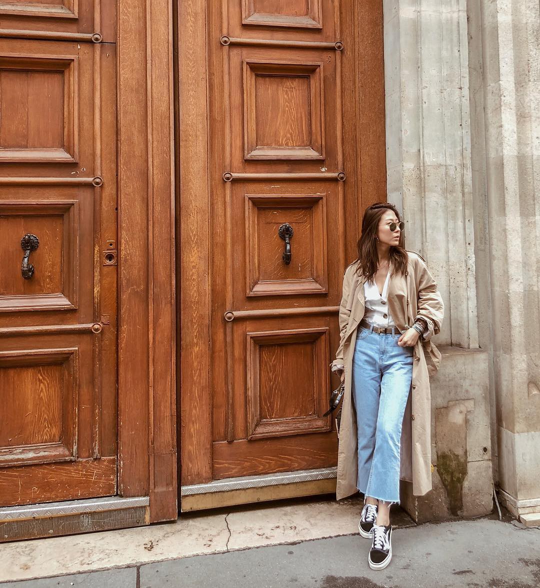 Bỏ qua giày cao gót lênh khênh, cô nàng cao 1m58 này vẫn có cách hack dáng cực hay nhờ giày dép đế thấp