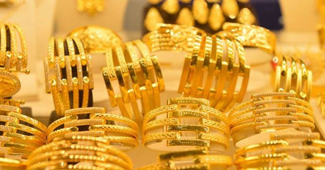 Giá vàng SJC tiếp tục rơi Giá vàng SJC tiếp tục rơi