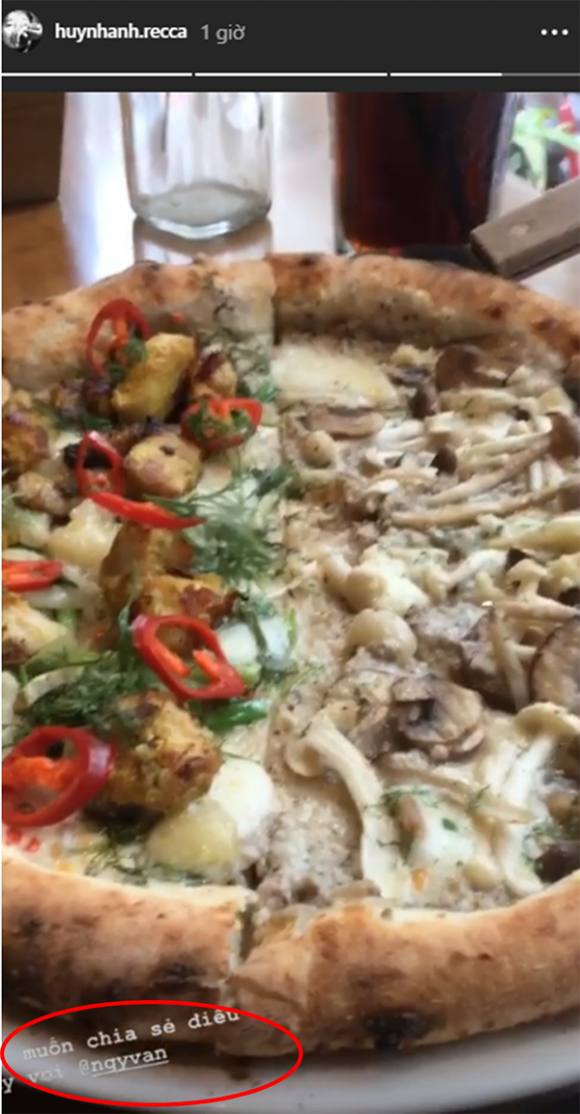 Giữa scandal bị đàn chị dằn mặt vì bỏ show và ồn ào lộ ảnh nóng, Huỳnh Anh bất ngờ để lộ danh tính bạn gái mới