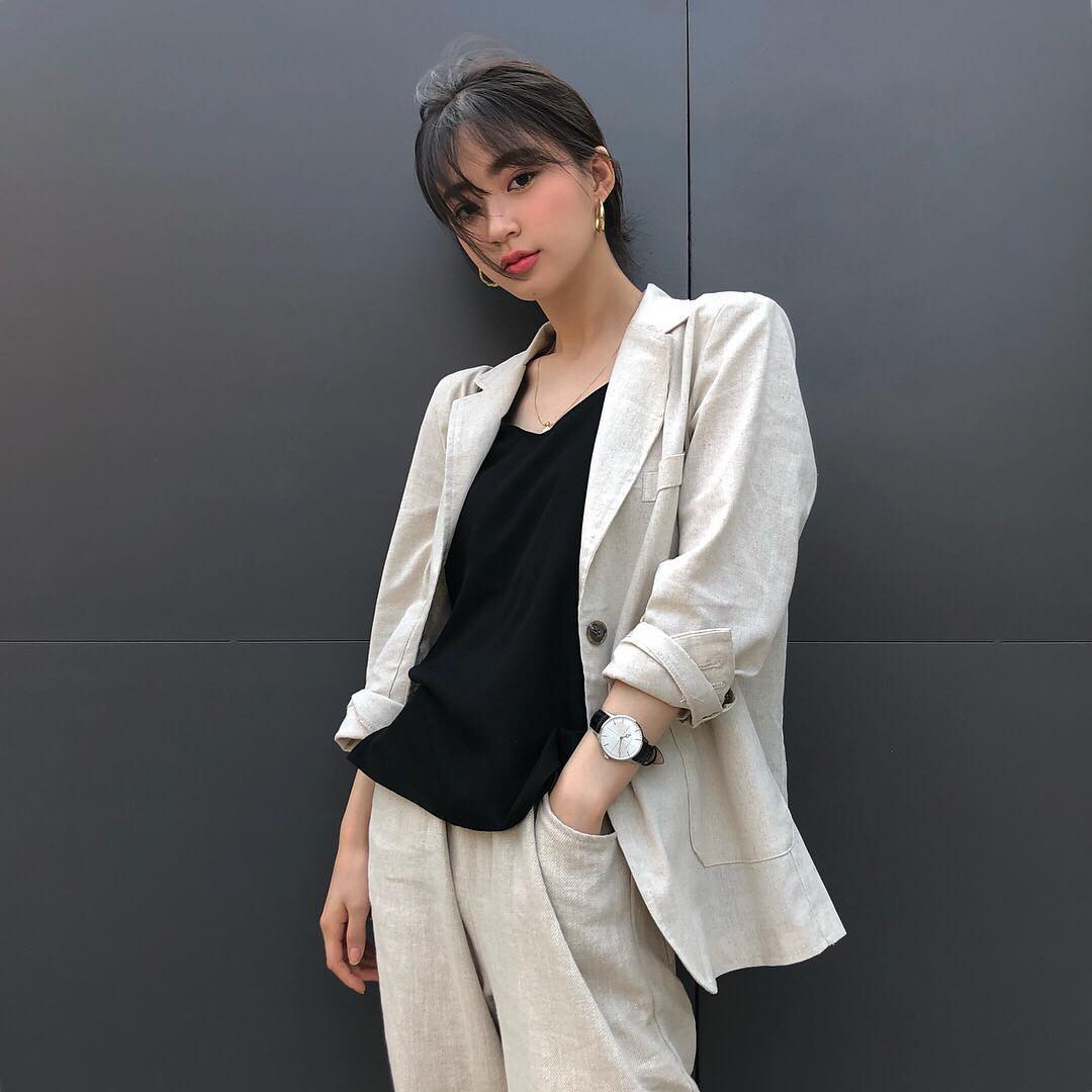 Sở hữu nhan sắc vừa mong manh vừa cá tính, cô nàng 22 tuổi trở thành nàng thơ giới lookbook Hàn Sở hữu nhan sắc vừa mong manh vừa cá tính, cô nàng 22 tuổi trở thành nàng thơ giới lookbook Hàn