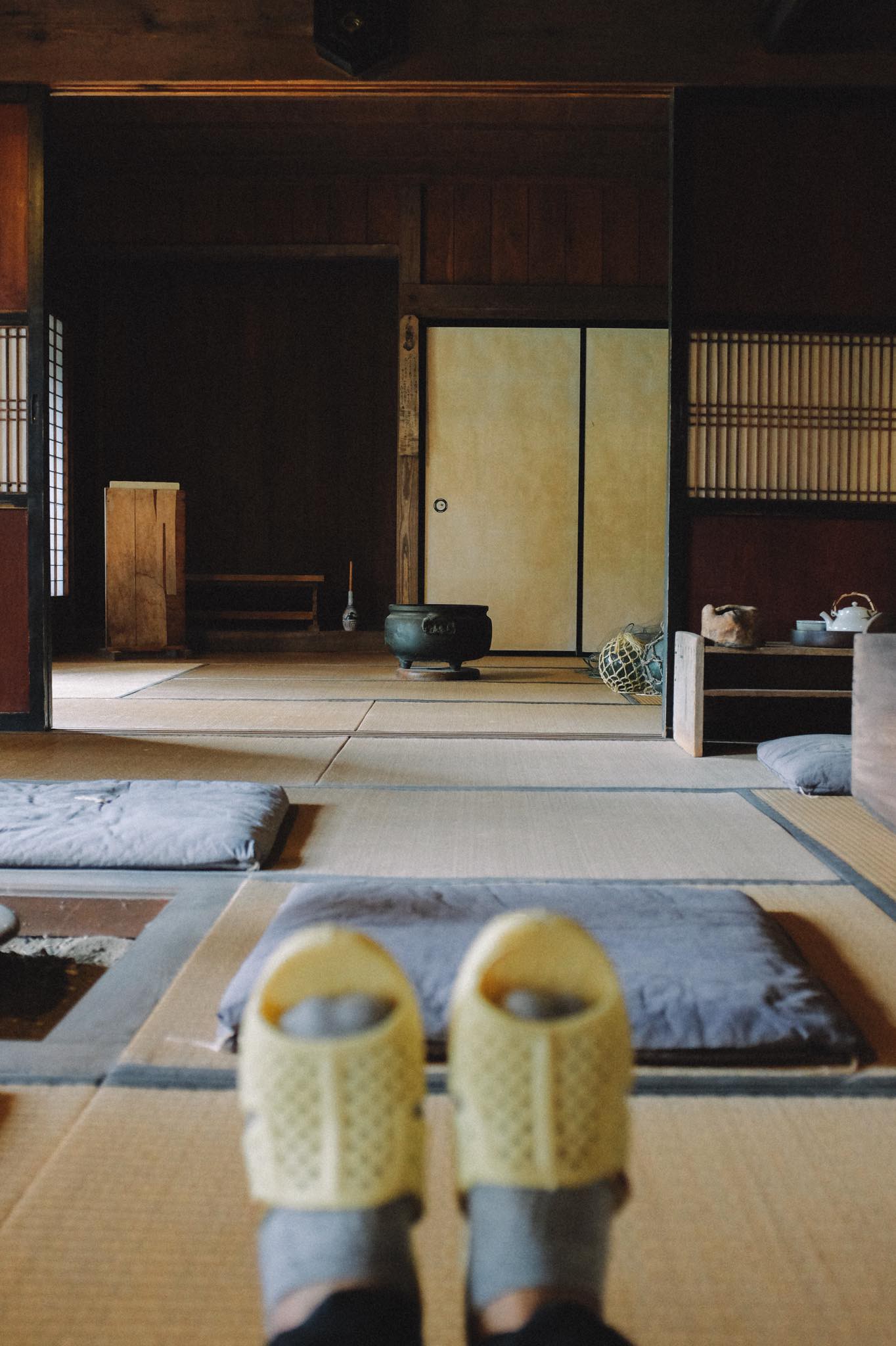 Thánh dép tổ ong tái xuất với bộ ảnh mới, lần này là rong ruổi miền Bắc nước Nhật xinh đẹp