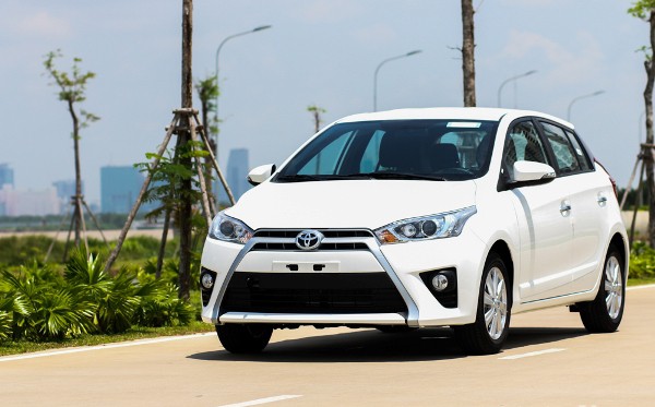 Toyota Yaris đời cũ rao bán rầm rộ, giá đắt hơn bản mới vừa về Việt Nam