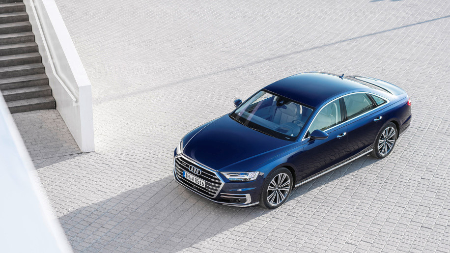 Audi A8 2019 có giá khởi điểm từ 84.795 USD