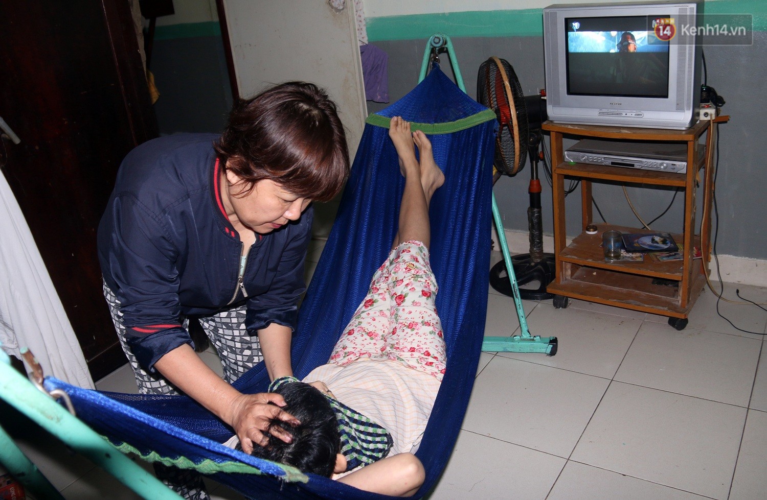 Chung cư không chồng ở Đà Nẵng: Nơi những người phụ nữ đùm bọc, làm tất cả việc của đàn ông kể cả bảo vệ tổ dân phố