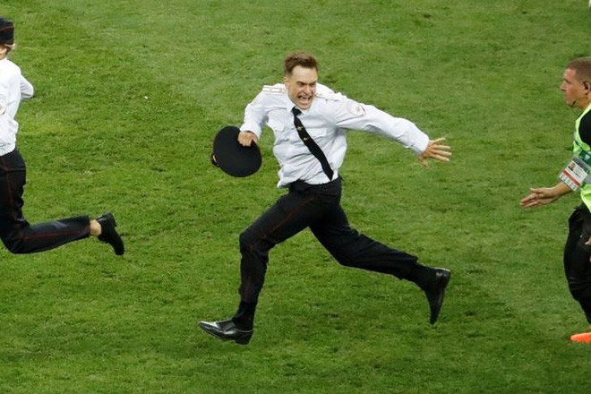 Lực lượng quản lý trận chung kết World Cup 2018 bị phạt