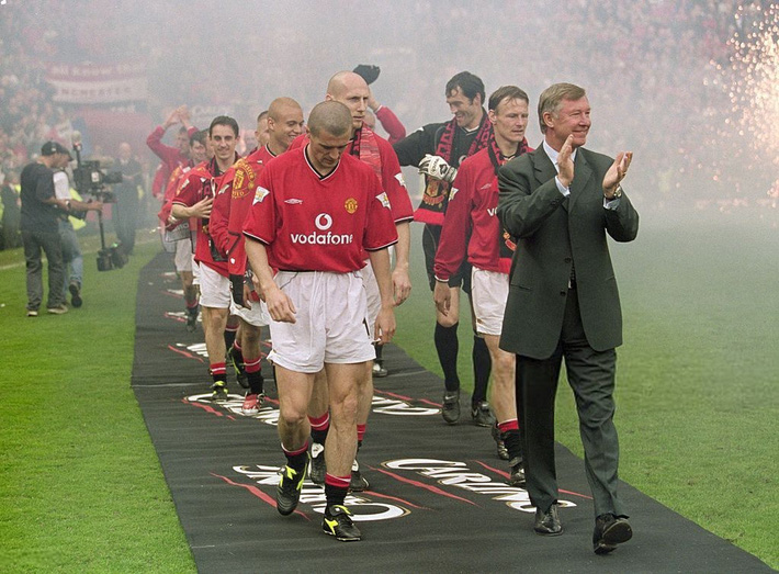 Cơn say tuổi 21 đem về cho Sir Alex Ferguson bản hợp đồng ưng ý nhất đời Cơn say tuổi 21 đem về cho Sir Alex Ferguson bản hợp đồng ưng ý nhất đời