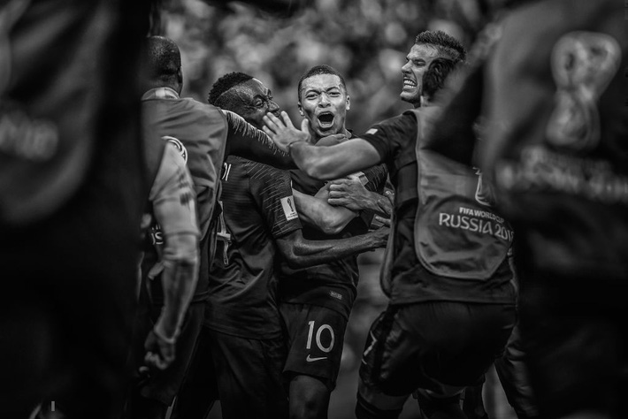 Neymar: Bi kịch của ngôi sao hạng hai chạy trời không khỏi nắng