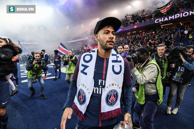 Một năm sau ngày hỉ hả ra đi, Neymar giờ cuống quýt trong tuyệt vọng Một năm sau ngày hỉ hả ra đi, Neymar giờ cuống quýt trong tuyệt vọng