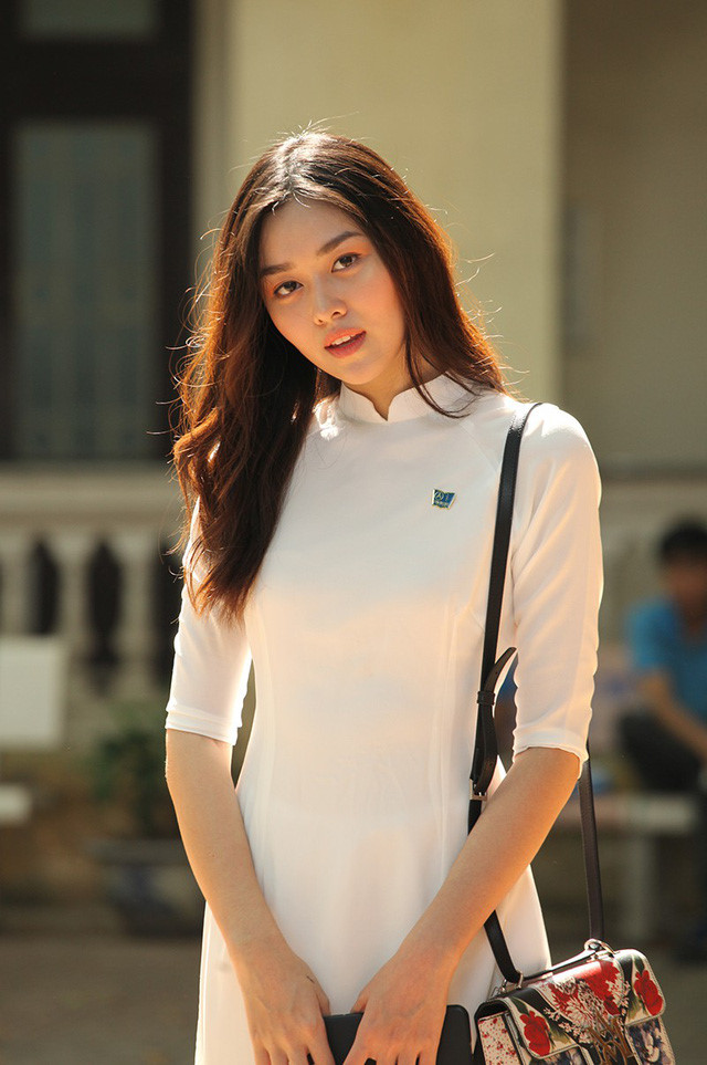 4 nữ sinh Phan Đình Phùng gây thương nhớ trong tà áo dài trắng