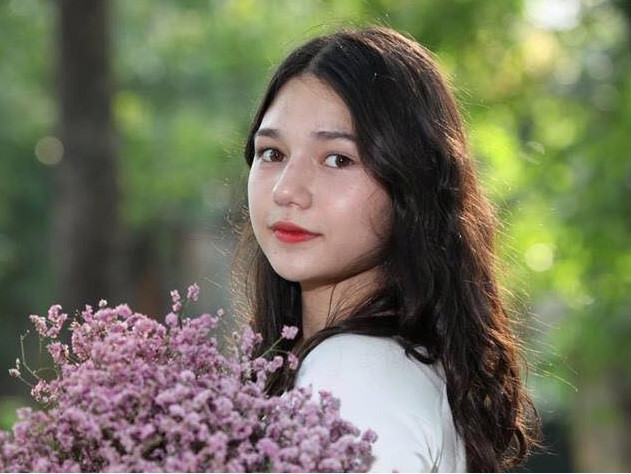 4 nữ sinh Phan Đình Phùng gây thương nhớ trong tà áo dài trắng