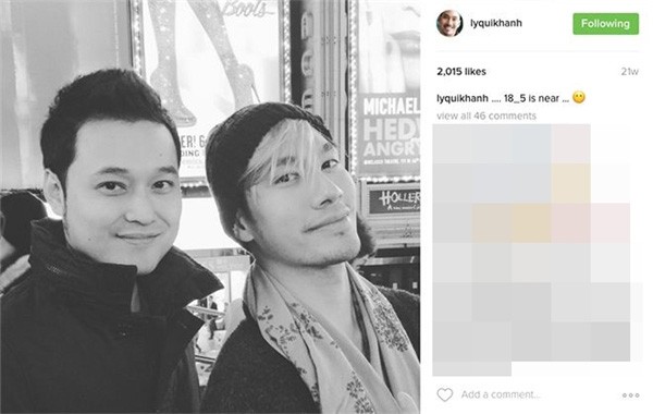 Gia thế thực sự của ca sĩ mang tiếng con trai nhà giàu và tin đồn yêu đồng tính