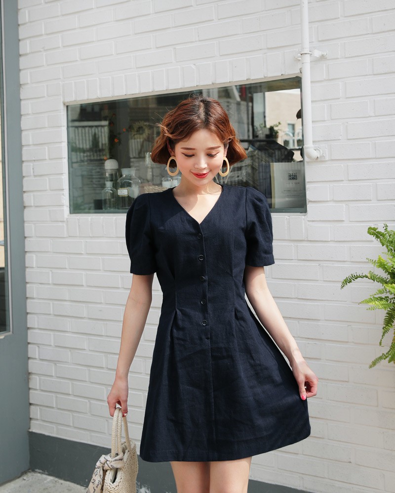 Gợi ý 5 mẫu váy thanh lịch, trang nhã cho các nàng đi dự đám cưới mà không sợ nổi hơn cô dâu