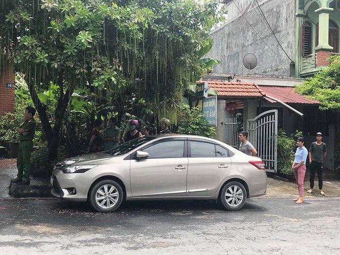 Ảnh: Công an Hà Giang và A83 khám nhà người sửa điểm thi Vũ Trọng Lương