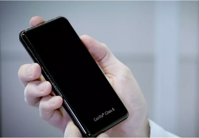 Smartphone sẽ bền gấp đôi nhờ kính Gorilla Glass 6