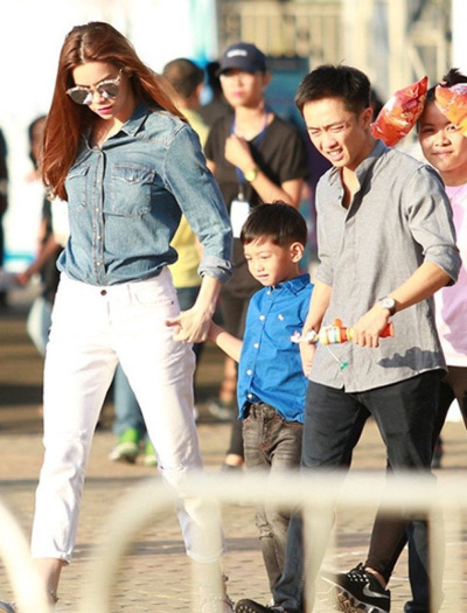 Mẹ ruột Hà Hồ đã nói gì về đường tình lận đận của cô con gái xinh đẹp, nổi tiếng?