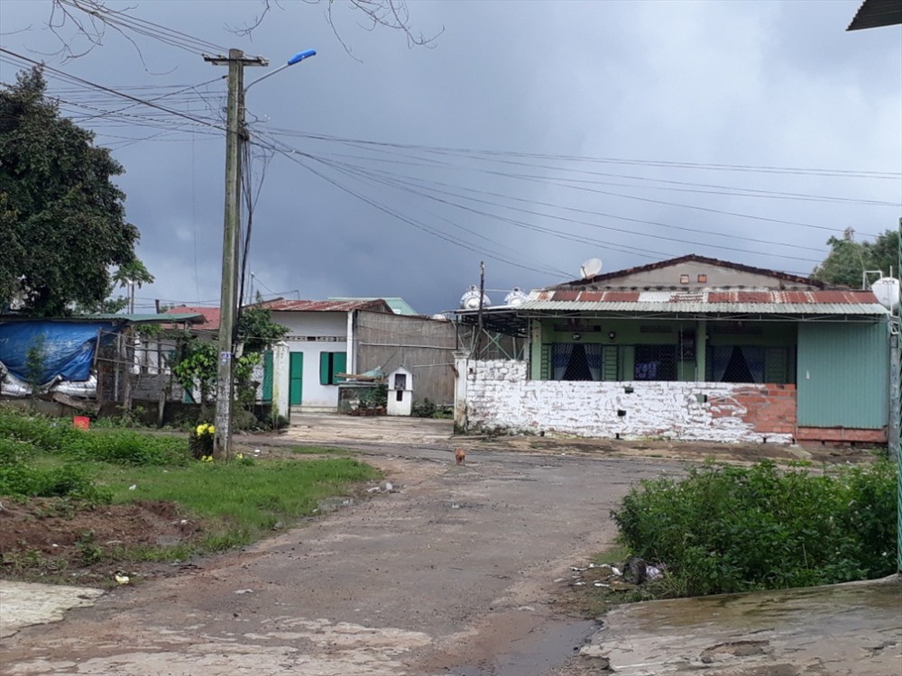 Vụ cô gái bị tra tấn như thời trung cổ: Vứt người làm thuê vào ống cống chờ chết