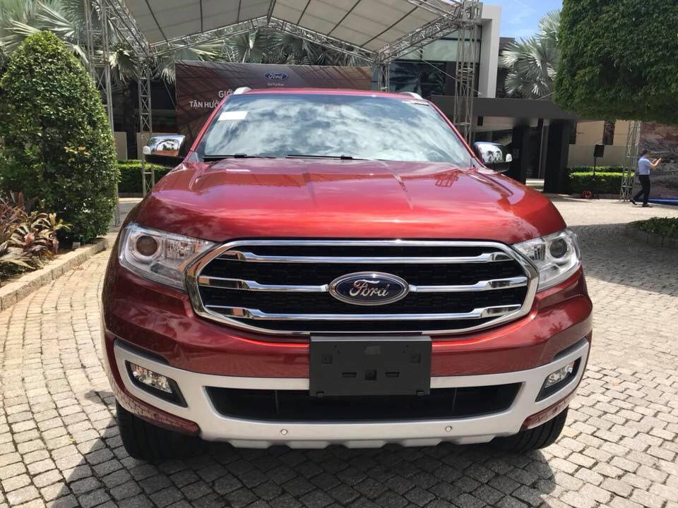 Ford Everest 2018 xuất hiện tại VN, giá tạm tính từ 850 triệu đồng