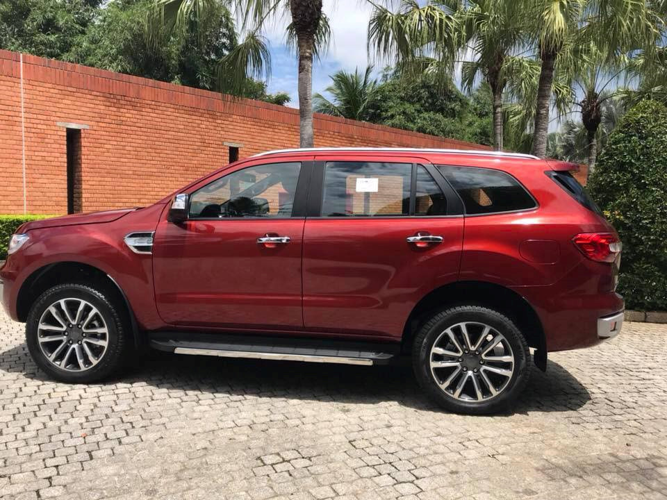 Ford Everest 2018 xuất hiện tại VN, giá tạm tính từ 850 triệu đồng