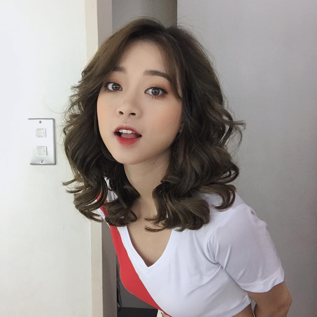 Chuyện hậu trường giờ mới kể của dàn hot girl Nóng cùng World Cup