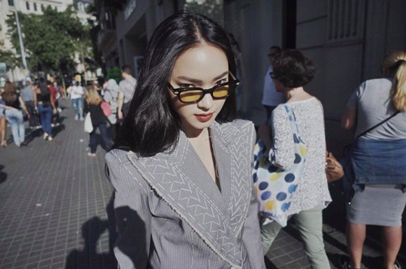 Loạt bí mật của Châu Bùi được hé lộ qua vlog mới nhất: Từng bị cả trường tẩy chay và thường xuyên bị Decao bắt nạt Loạt bí mật của Châu Bùi được hé lộ qua vlog mới nhất: Từng bị cả trường tẩy chay và thường xuyên bị Decao bắt nạt