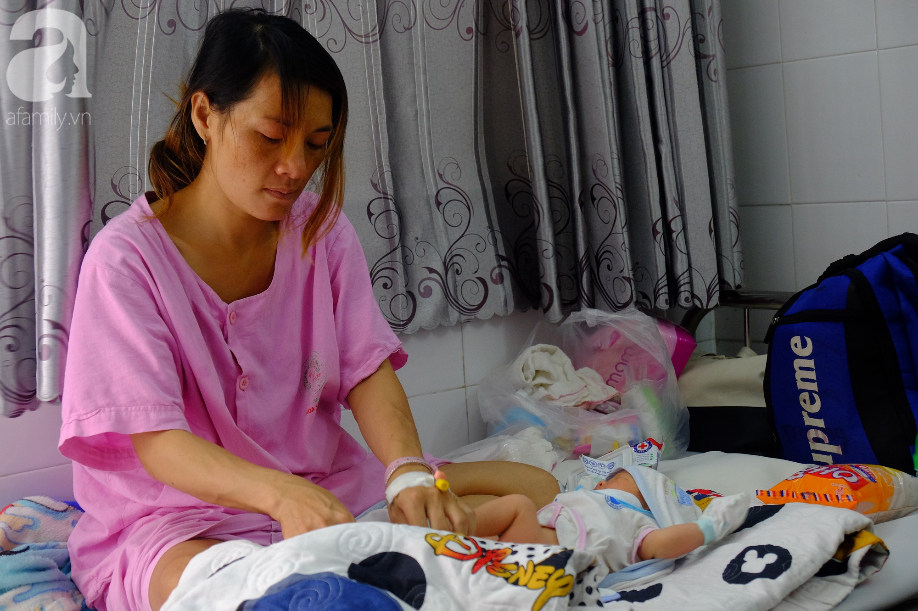 TP.HCM: Chồng dẫn bồ nhí về nhà, thai phụ ôm bụng bầu vào viện lén ngủ hành lang chờ đẻ bằng 30 ngàn trong túi