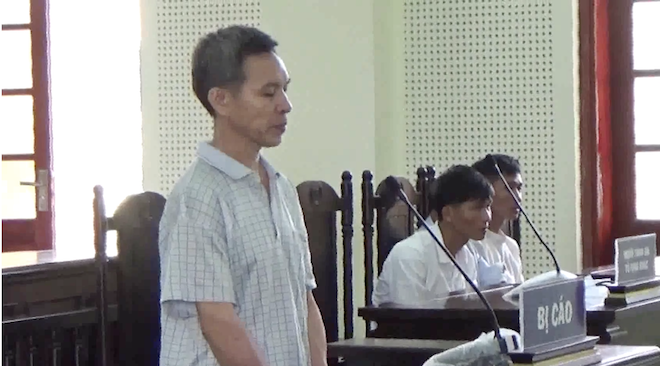 Bị từ chối tình cảm, gã đàn ông U60 chém 22 nhát dao sát hại người tình