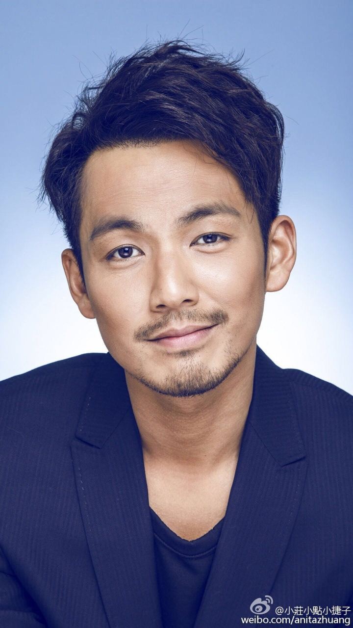 Chung Hán Lương: Vẻ đẹp nam thần thách thức thời gian, từng khiến triệu trái tim tan vỡ trước tin đồn đã có vợ con