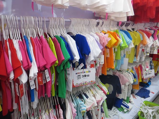 Kiểm tra chuỗi siêu thị Con Cưng sau nghi án đổi nhãn mác hàng