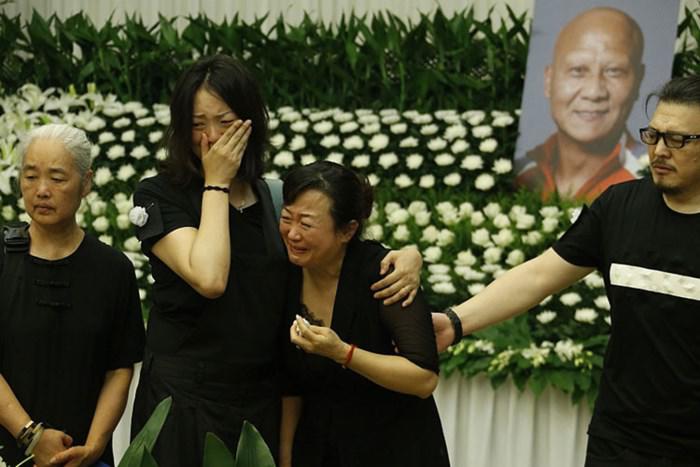 Sự thật phía sau câu chuyện Lý Liên Kiệt không đến đám tang sao nam ác nhất Cbiz