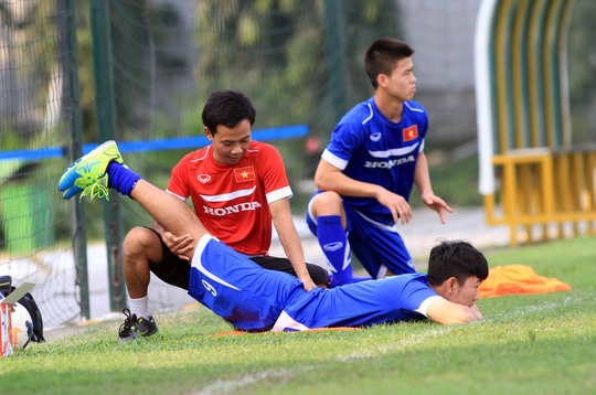 U23 Việt Nam nhận liên tiếp 2 tin dữ từ HAGL và SLNA