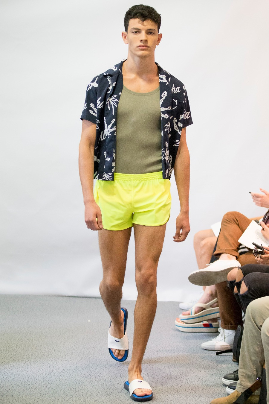 Cập nhật xu hướng đồ bơi cho nam mới nhất mùa hè này