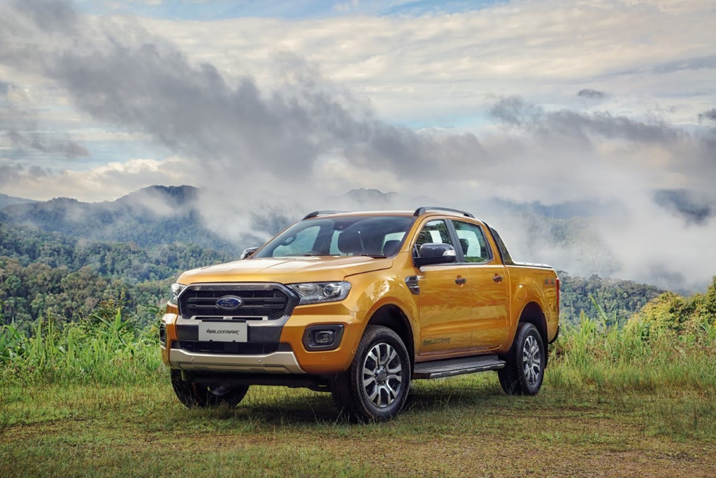 Ford Ranger 2019 giá từ 17.640 USD tại Thái Lan