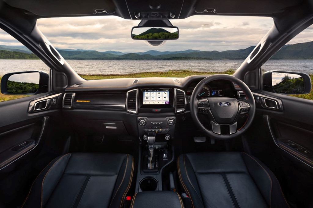 Ford Ranger 2019 giá từ 17.640 USD tại Thái Lan