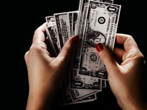 Tỷ giá ngoại tệ ngày 23/7: USD giảm, Bảng Anh tăng